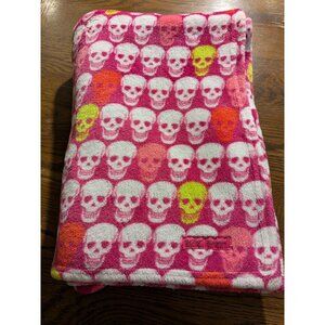 Betsey Johnson Pink Skull Patterned Throw Blanket Halloween Goth Punk 46"X64"